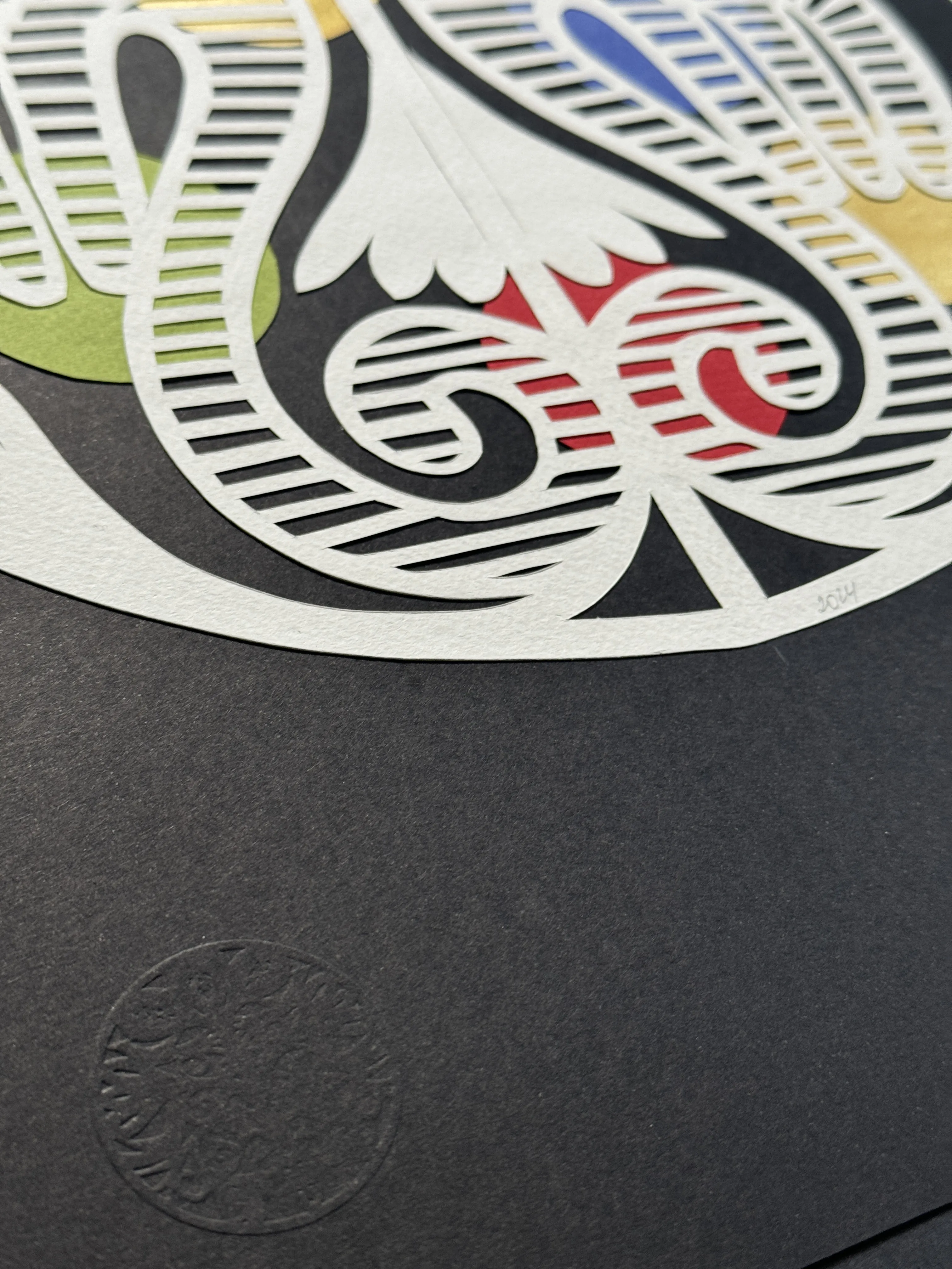 Obraz "Косі рукави" autorstwa Дарія Альошкіна, rozmiar: 50х40см, medium Папір, część serii Витинанка-писанка(за мотивами подільських писанок), cena: €100 Zdjęcie 3 z 4.